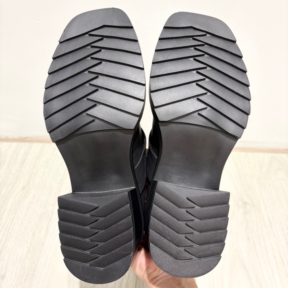 全新質感黑真皮襪靴🖤顯瘦針織拼接設計｜一穿腿型直接變好看39/24.5-細節圖8