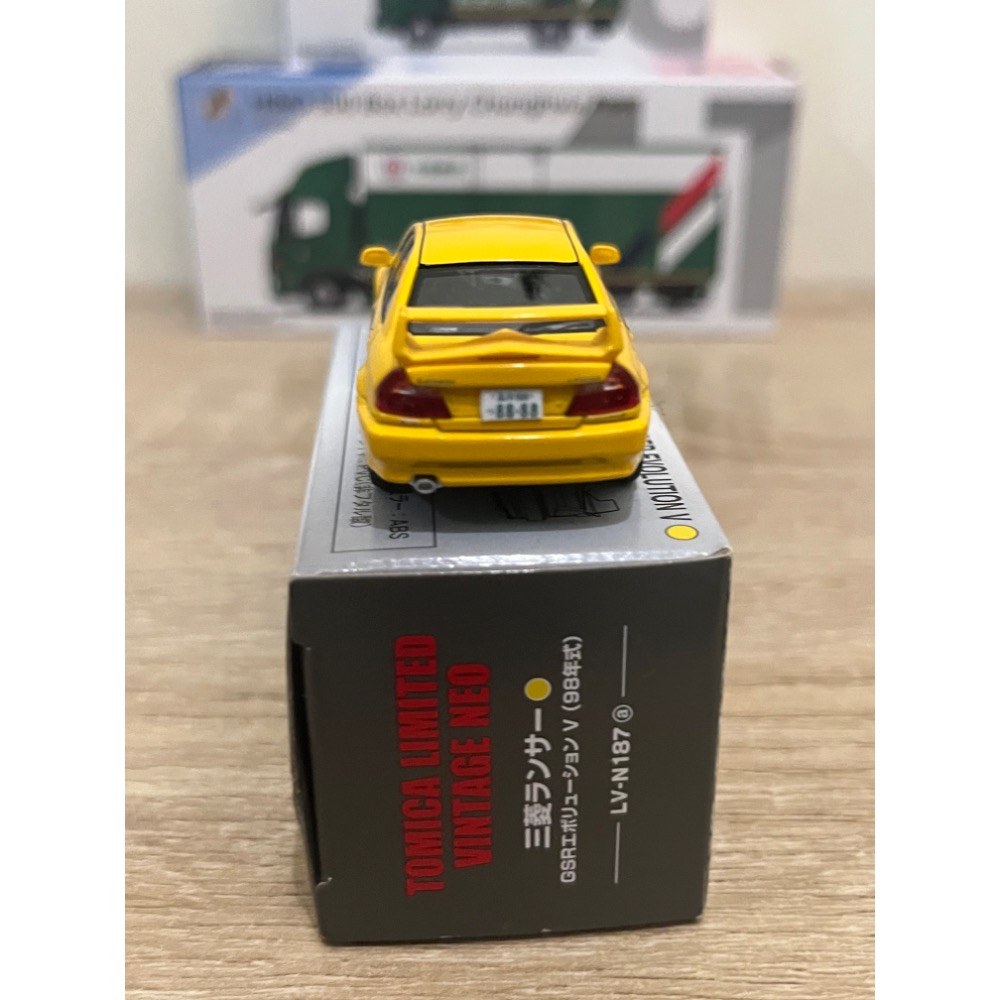 Tomica Tomytec Limited vintaga neo LV-N187a 三菱 EVO 黃色絕版 特殊車-細節圖4