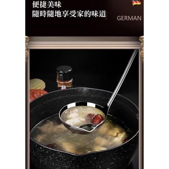 [BJ商城］台灣現貨🇹🇼 304不銹鋼濾油勺(68)不鏽鋼隔油湯勺 油湯分離勺 濾油勺 隔油勺 濾渣不銹鋼火鍋油湯分離器-細節圖6