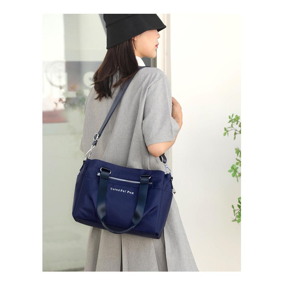 現貨 人氣新品 多口袋柔軟輕便尼龍托特包 手提斜背好背  2328#-細節圖6