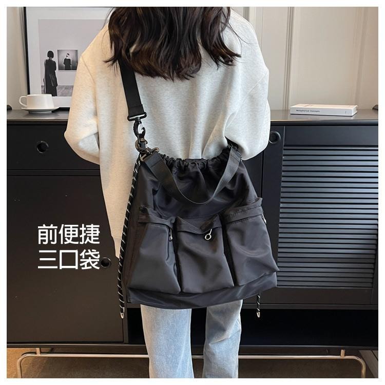 現貨 大容量工業風中性配帥輕量防潑水尼龍水桶包 3008#-細節圖7