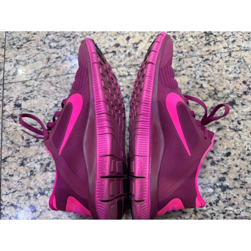 二手Nike女生跑步鞋-細節圖3