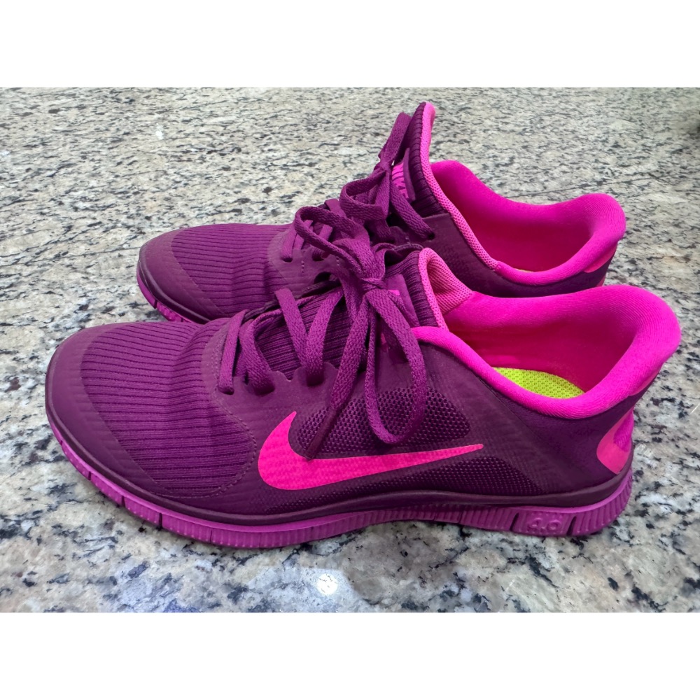 二手Nike女生跑步鞋-細節圖5