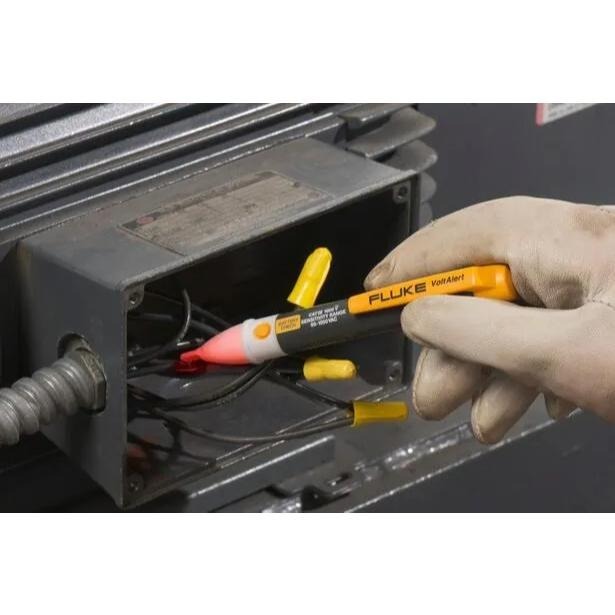 Fluke 1AC-II 2AC 福祿克 非接觸式驗電筆 感應式測電筆 VoltAlert 聲光報警 美國 附發票-細節圖6