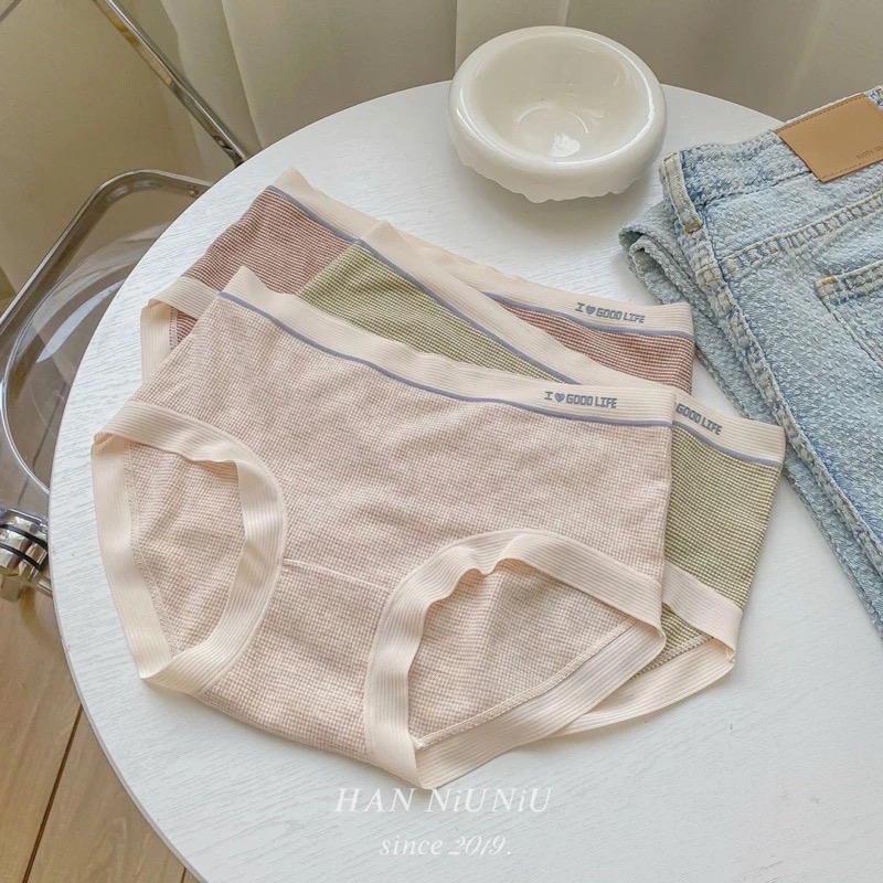 ʜᴀɴɴɪᴜ☺︎︎｜歐膩內褲系列｜莫代爾磨毛材質 質感英文字中腰內褲 //01016040-細節圖4