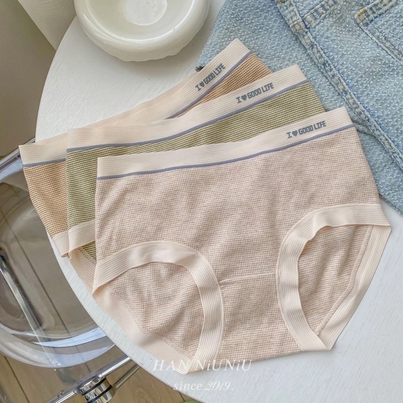 ʜᴀɴɴɪᴜ☺︎︎｜歐膩內褲系列｜莫代爾磨毛材質 質感英文字中腰內褲 //01016040-細節圖5
