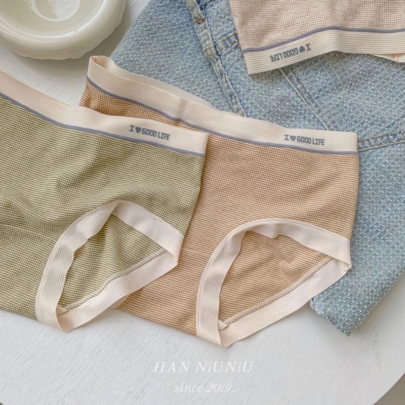 ʜᴀɴɴɪᴜ☺︎︎｜歐膩內褲系列｜莫代爾磨毛材質 質感英文字中腰內褲 //01016040-細節圖7