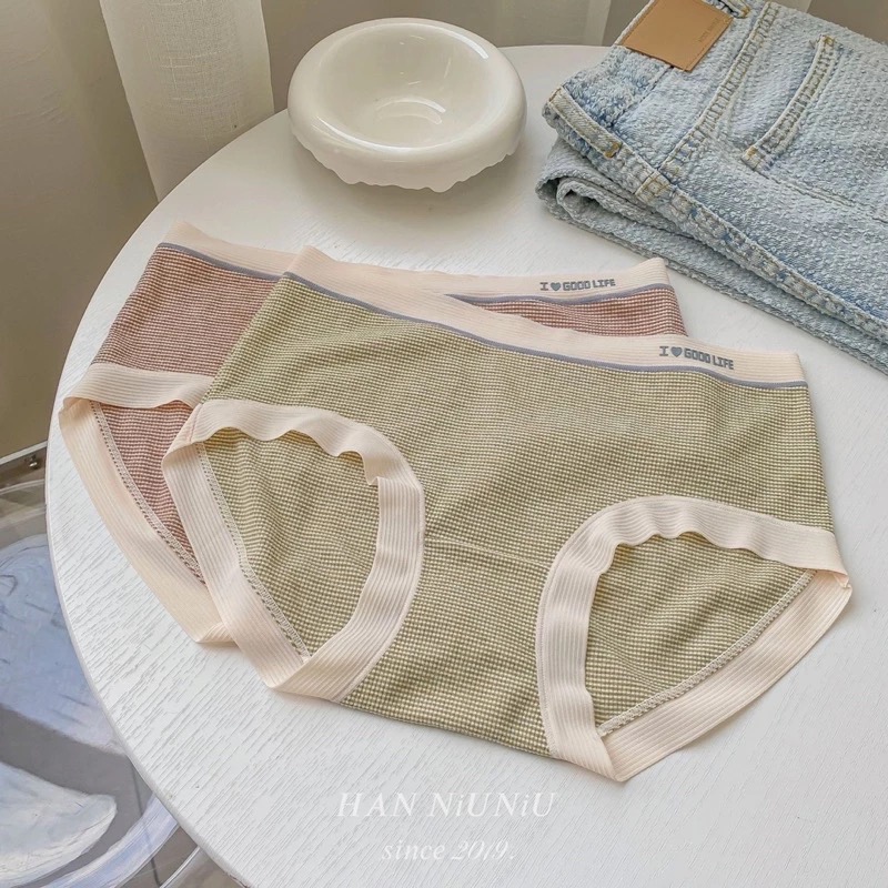 ʜᴀɴɴɪᴜ☺︎︎｜歐膩內褲系列｜莫代爾磨毛材質 質感英文字中腰內褲 //01016040-細節圖8