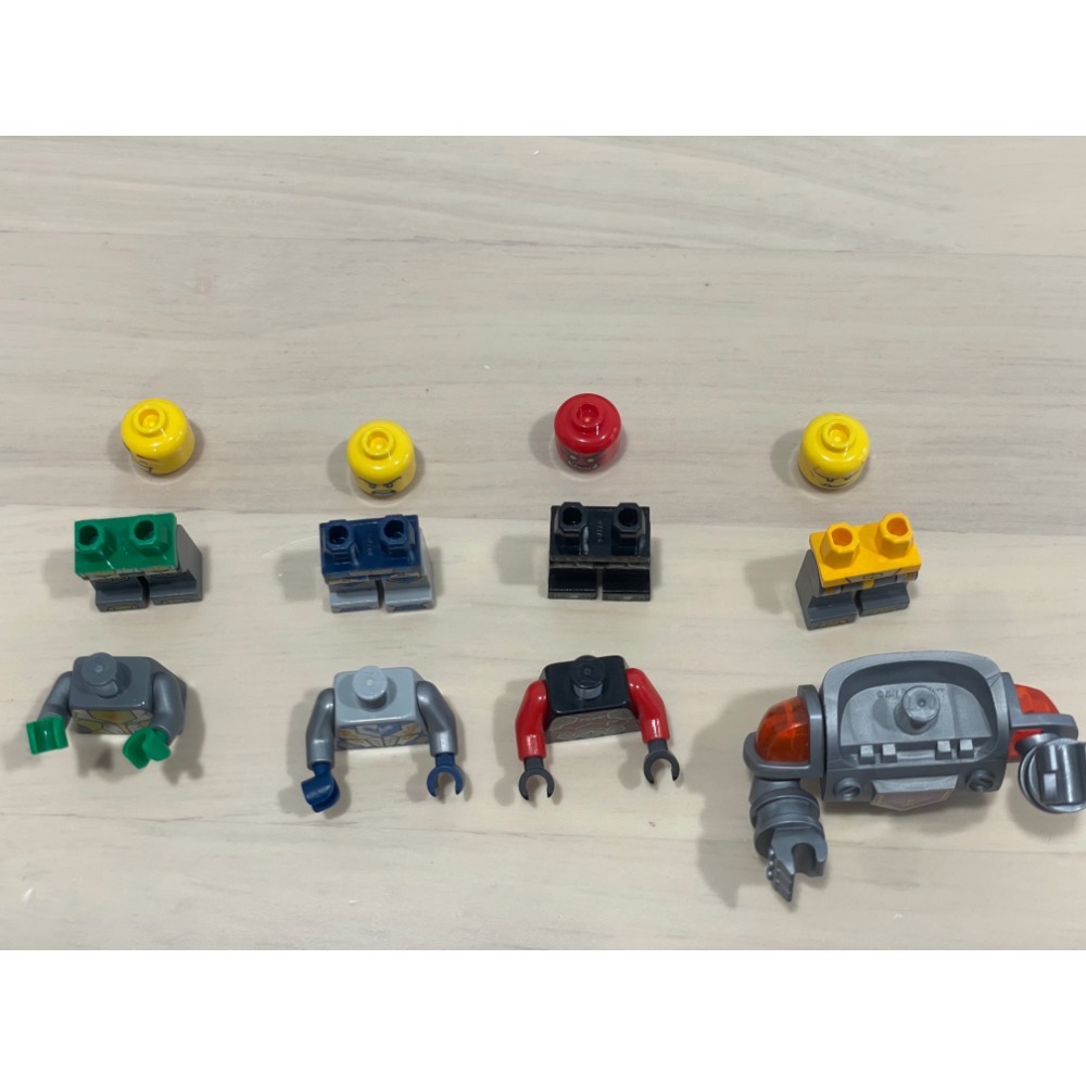 【售】經典絕版 LEGO 70317 未來騎士團 - 移動城堡 (The Fortrex)-細節圖8