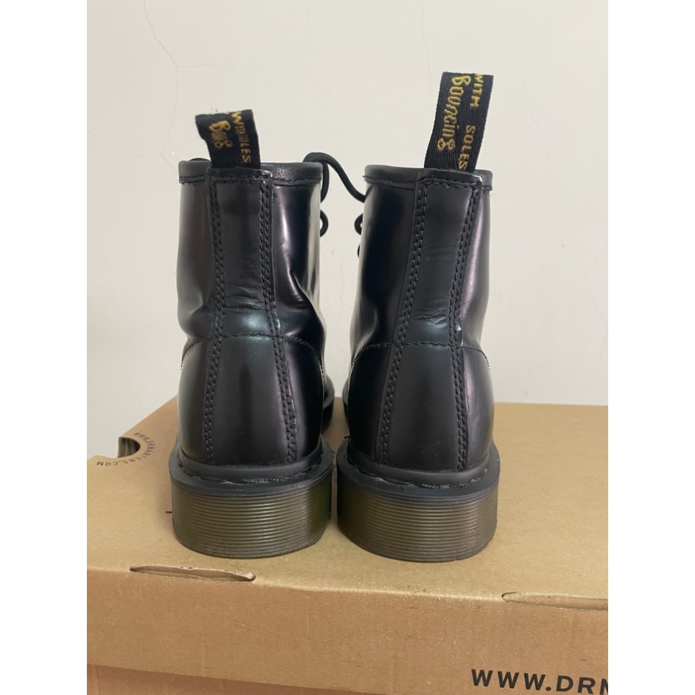 Dr.Martens馬汀6孔短靴 中性 休閒鞋 UK4-細節圖4