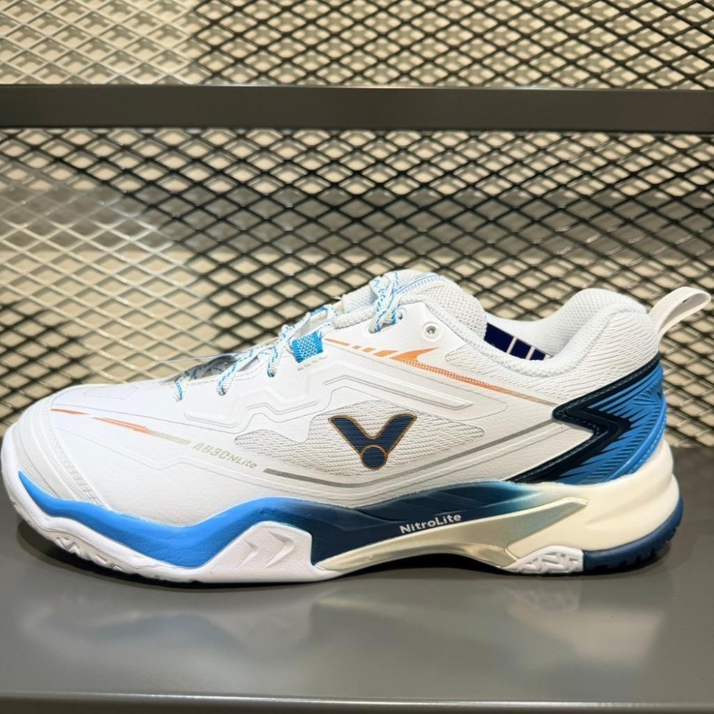 丘林體育Chilling | VICTOR羽球鞋 | A830 NITROLITE | 男段 寬楦頭 | A830NL-細節圖7