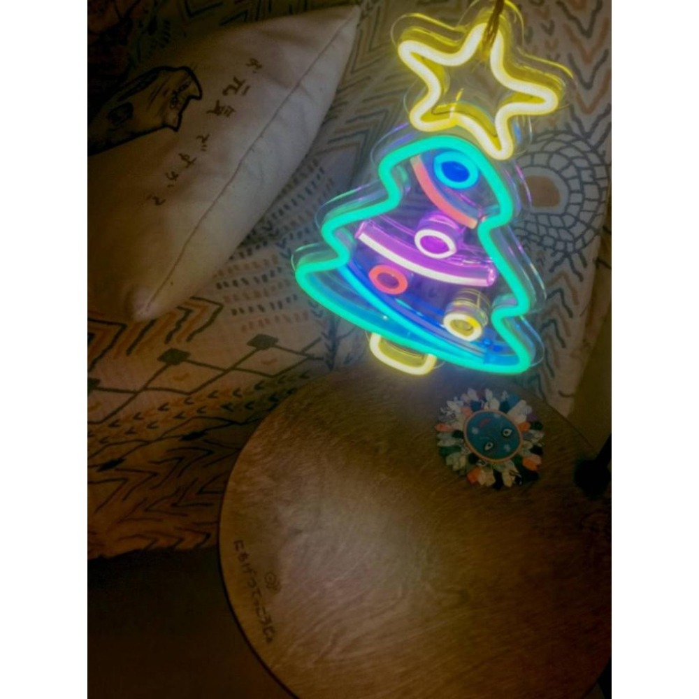 🎄七彩聖誕樹 聖誕樹掛燈🎄房間佈置 招牌霓虹燈 牆壁裝飾 桌遊房 遊戲間 電競房 店面佈置 招牌客製 霓虹燈條 壁燈-細節圖8