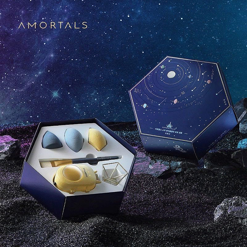 AMORTALS 爾木萄美妝蛋 氣墊粉撲粉底專用 不吃粉 美妝蛋彩妝海綿套裝 星球套盒 (折價卷+免運)-細節圖2