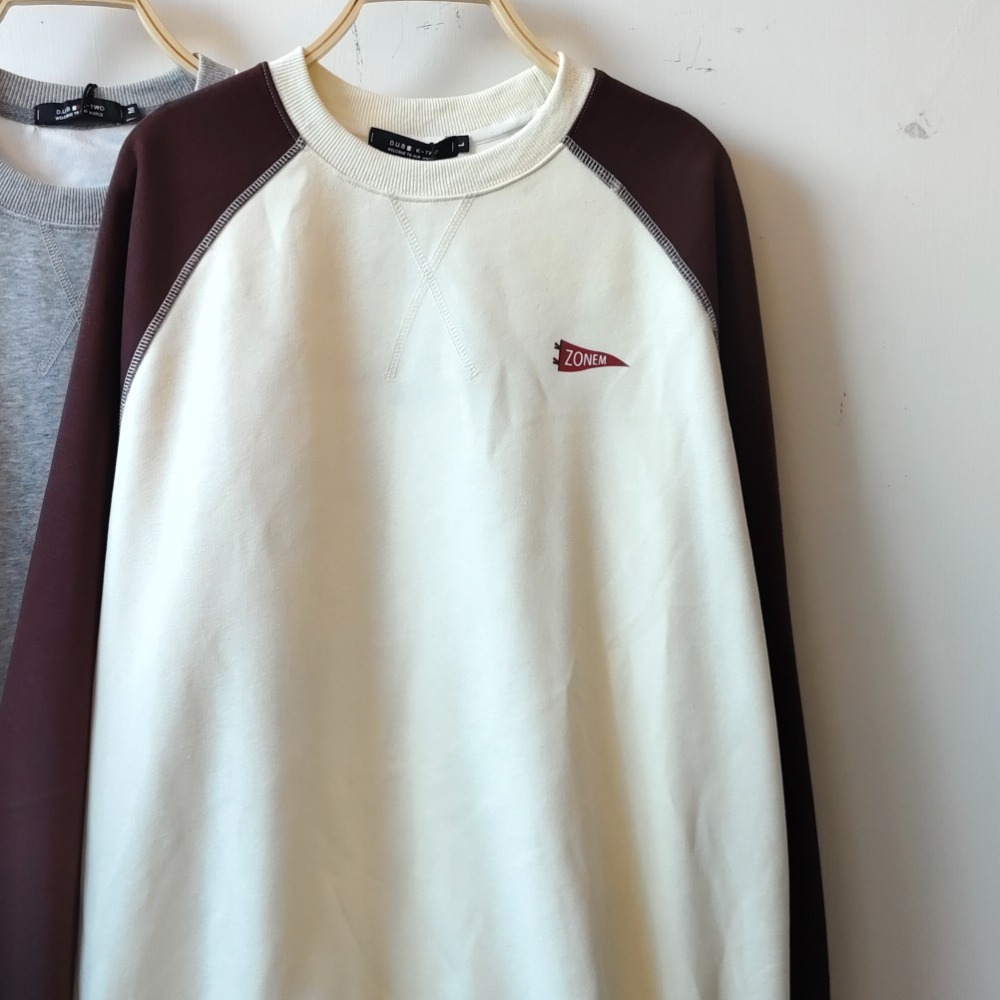 插肩袖配色大學T-規格圖2