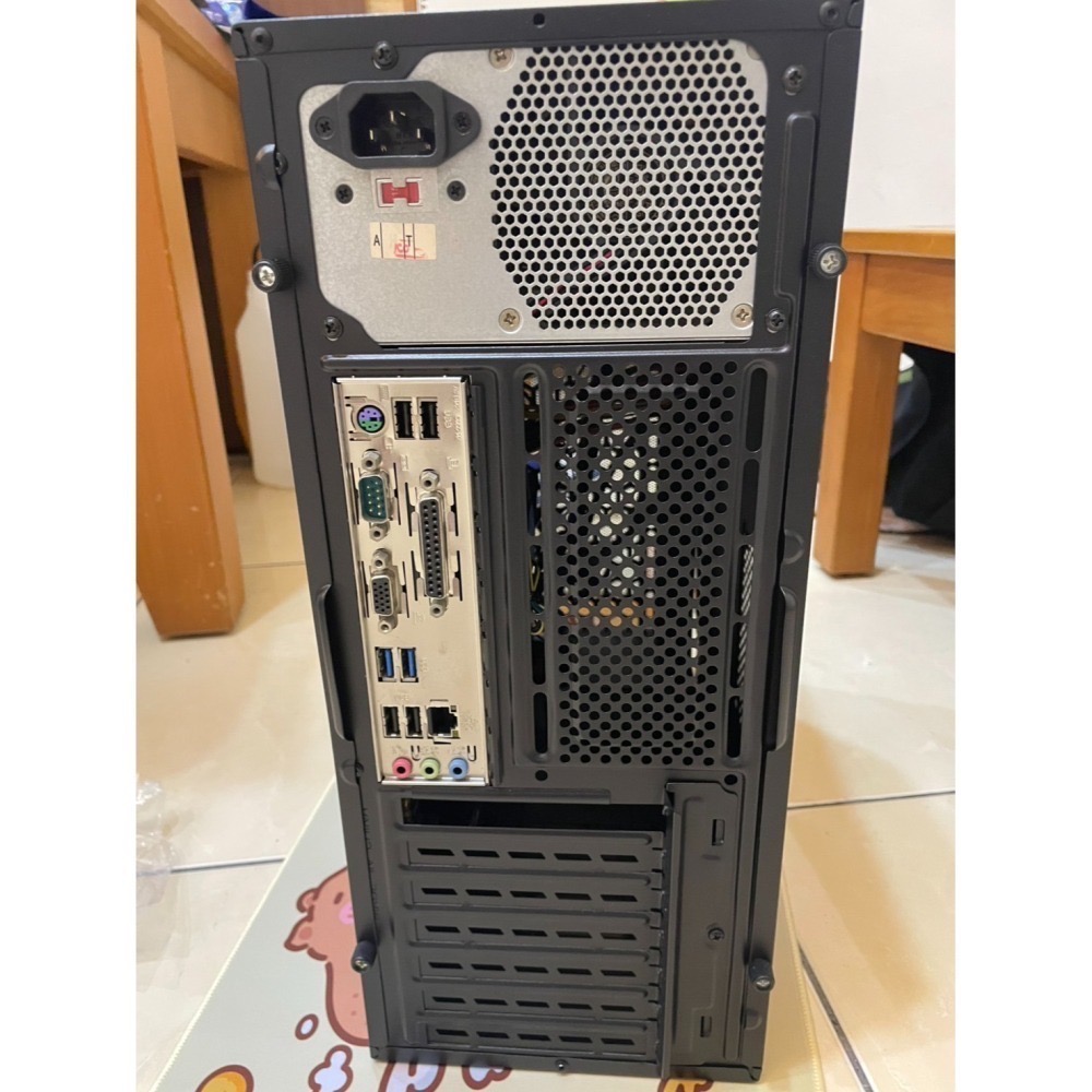 8代主機 i3-8100 四核心主機 8G+256G SSD 文書機 開機快 LOL可玩 可升級顯卡 二手電腦-細節圖2