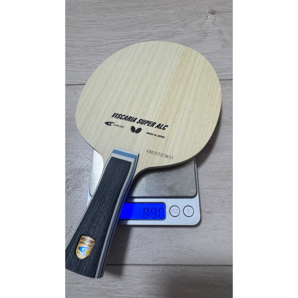 89.8g