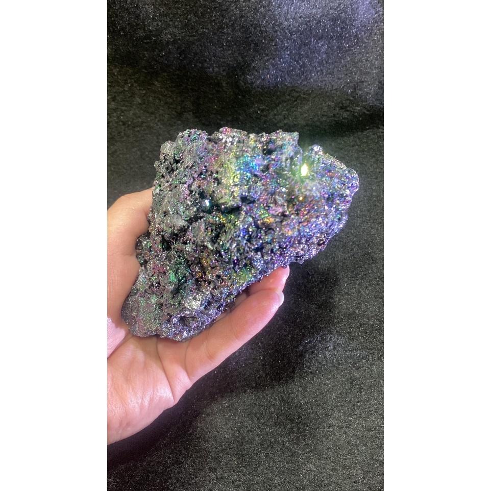 【極光能量・七彩礦 900g】鎮宅避邪、招財聚氣，平衡磁場的空間藝術品，為居家與辦公室注入全方位彩虹好運！-細節圖5