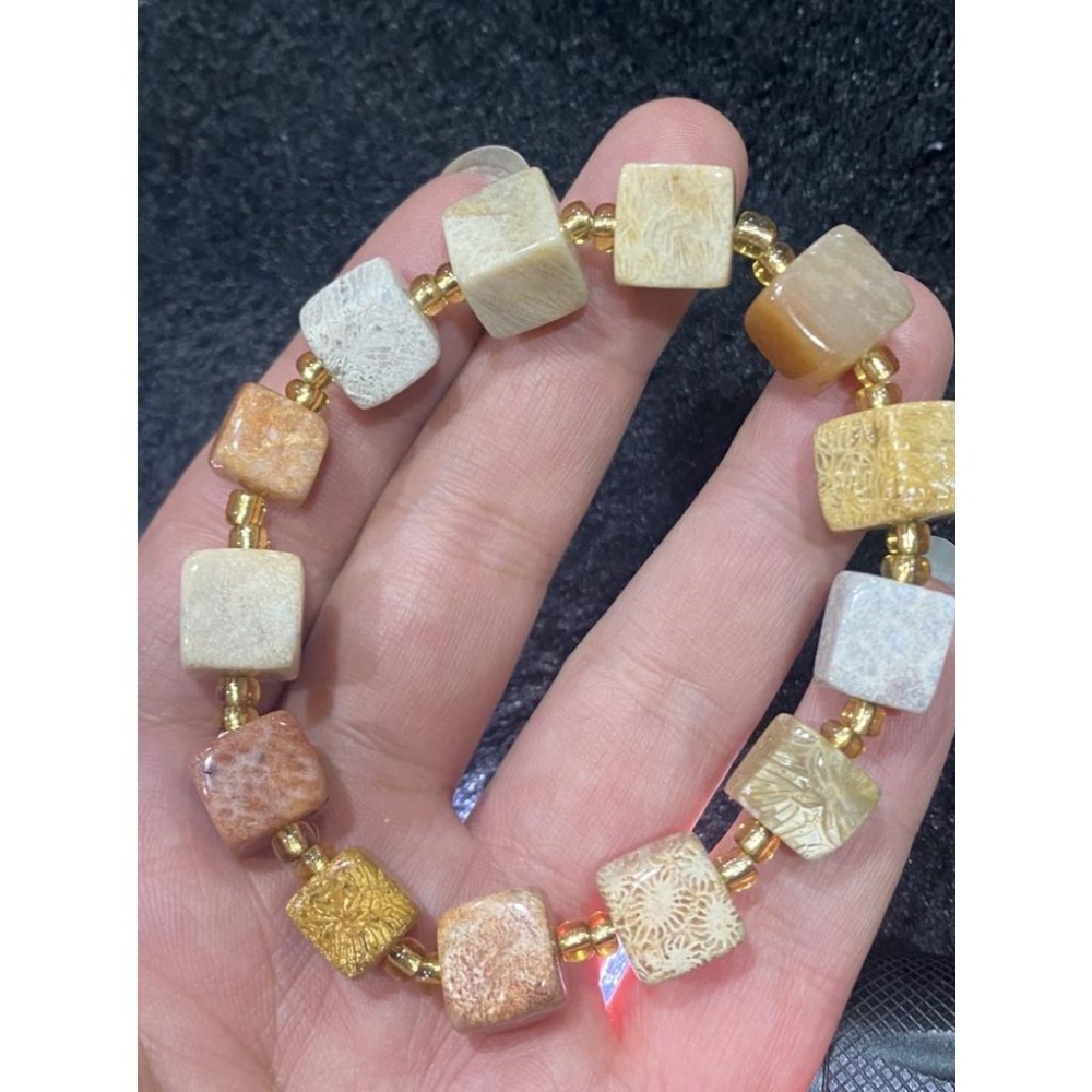 【孤品 ‧ 獨一無二】正宗台灣珊瑚玉方磚手鍊｜1.1cm 立體切割｜高等級玉化 絕美天然花紋｜億年化石 唯一收藏-細節圖3