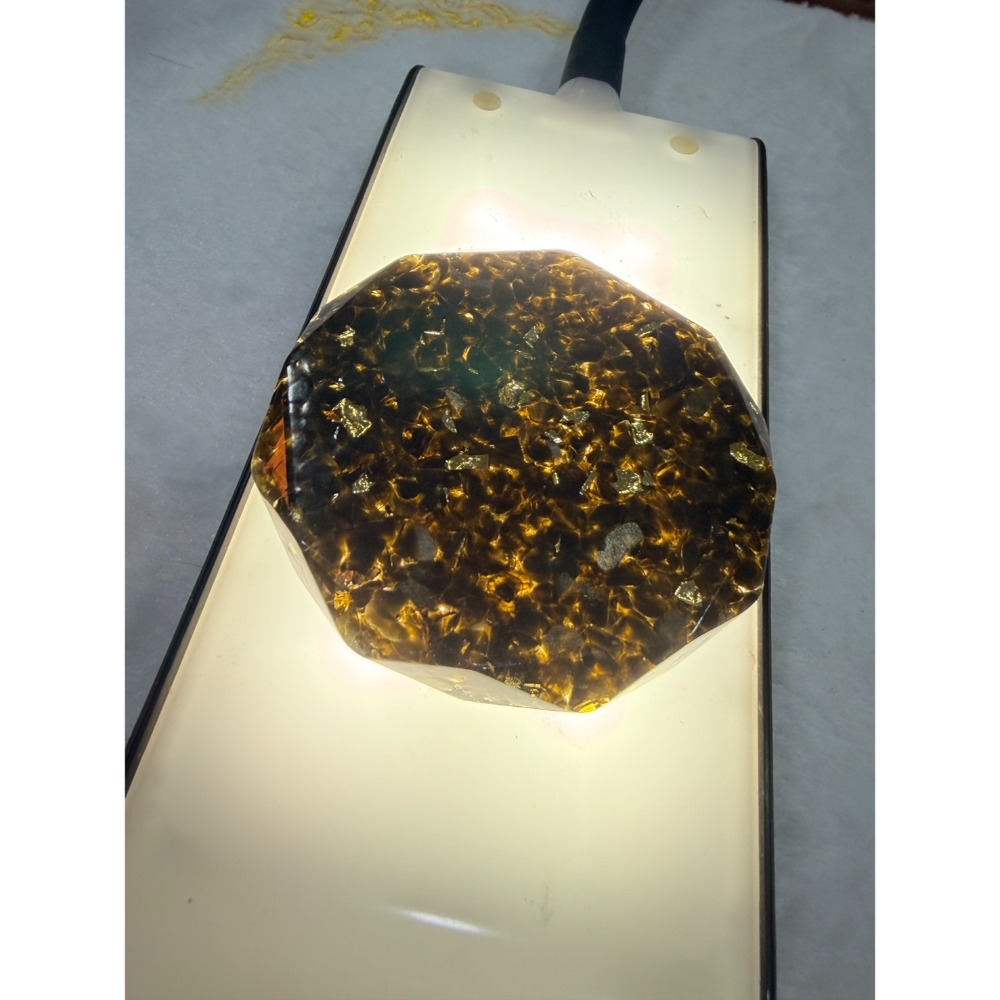 ✨宇宙頻率的微型工廠 ✨ 手作八角奧根能量盤。以八方圓滿之姿，灌注 12 種大地靈氣，轉化空間干擾，讓豐盛能量隨處發生-規格圖11