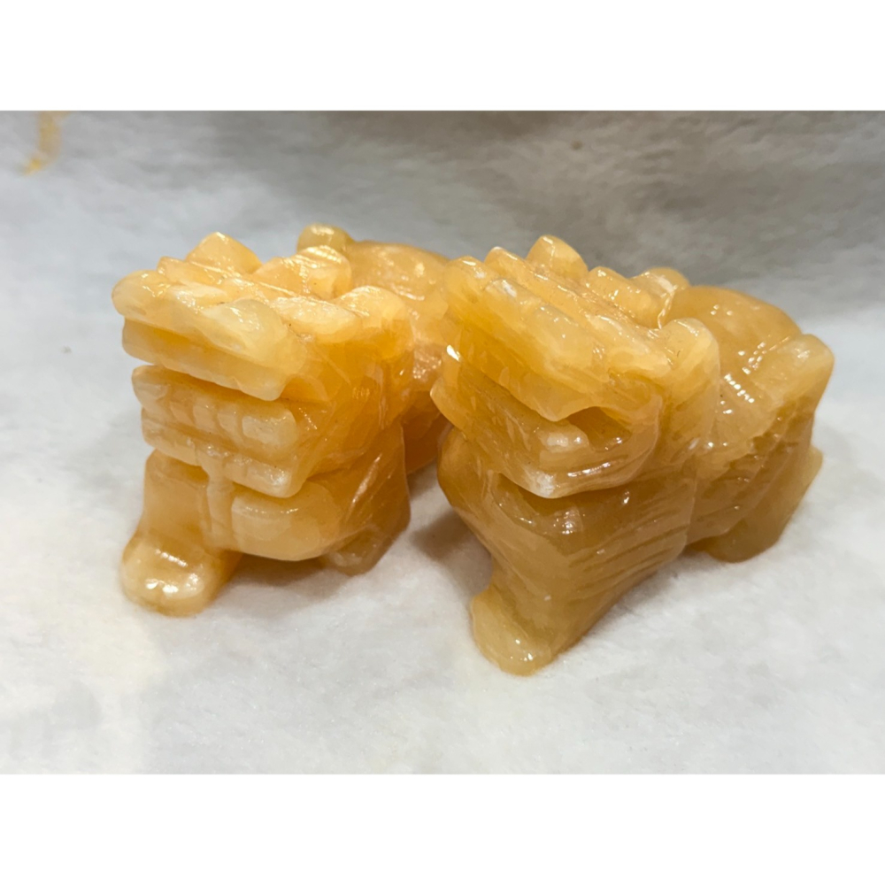 【限時惜售】精雕黃玉飛天貔貅一對｜強力招財・事業起飛｜福利品大清倉（比買碎石更划算！）-細節圖2