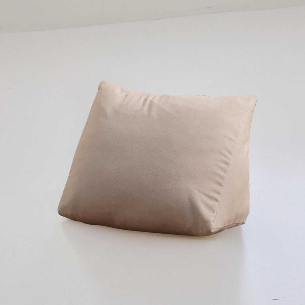 【金大器】素面三角靠墊枕 小型35x18x28cm 懶骨頭 靠枕 抱枕 靠墊 抬腿枕 腰靠 床上靠枕 沙發墊-規格圖1