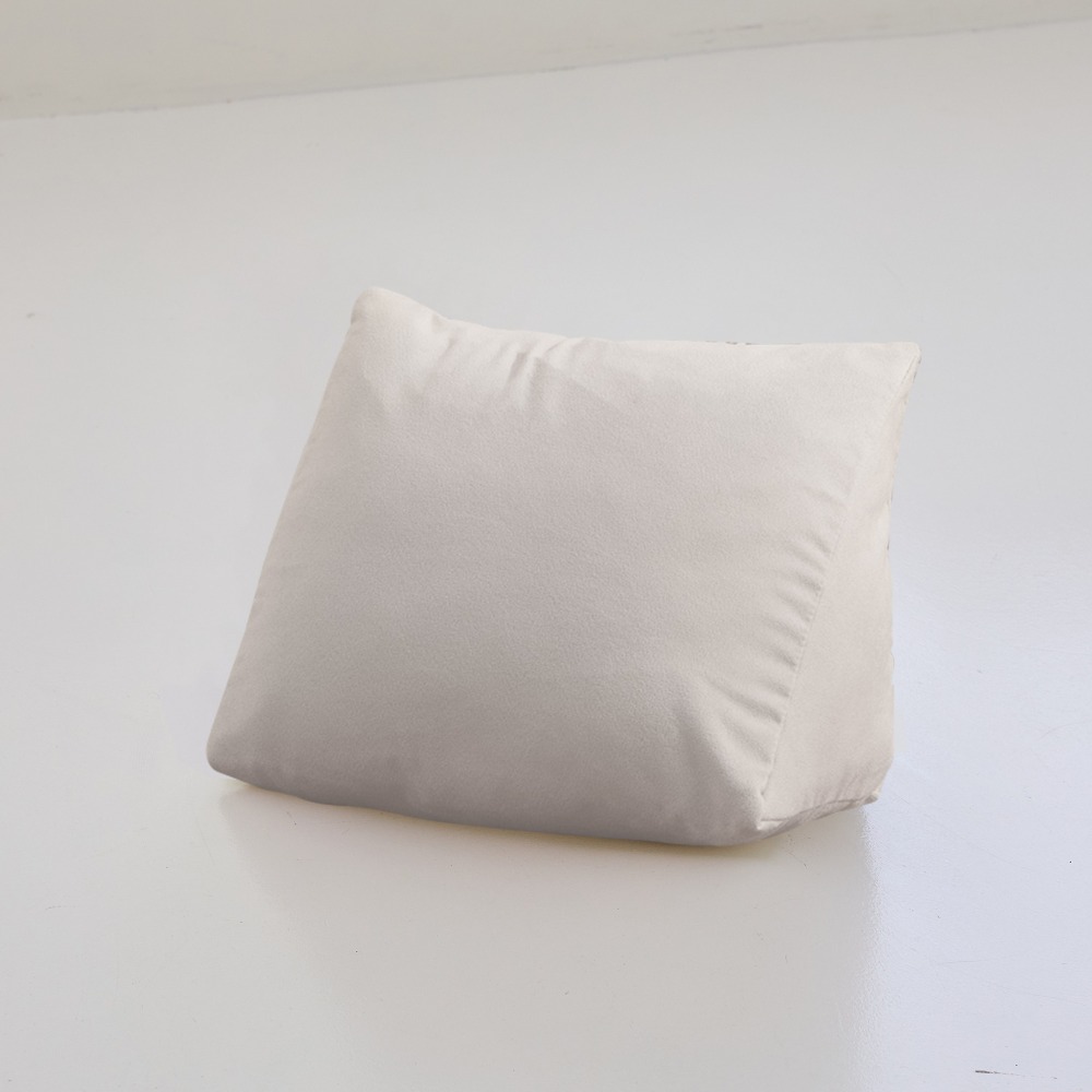 【金大器】素面三角靠墊枕 小型35x18x28cm 懶骨頭 靠枕 抱枕 靠墊 抬腿枕 腰靠 床上靠枕 沙發墊-規格圖1