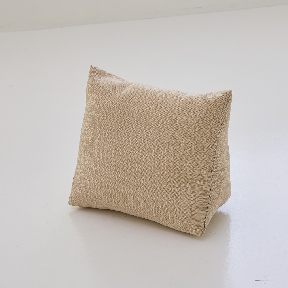 【金大器】素面三角靠墊枕 小型35x18x28cm 懶骨頭 靠枕 抱枕 靠墊 抬腿枕 腰靠 床上靠枕 沙發墊-規格圖1