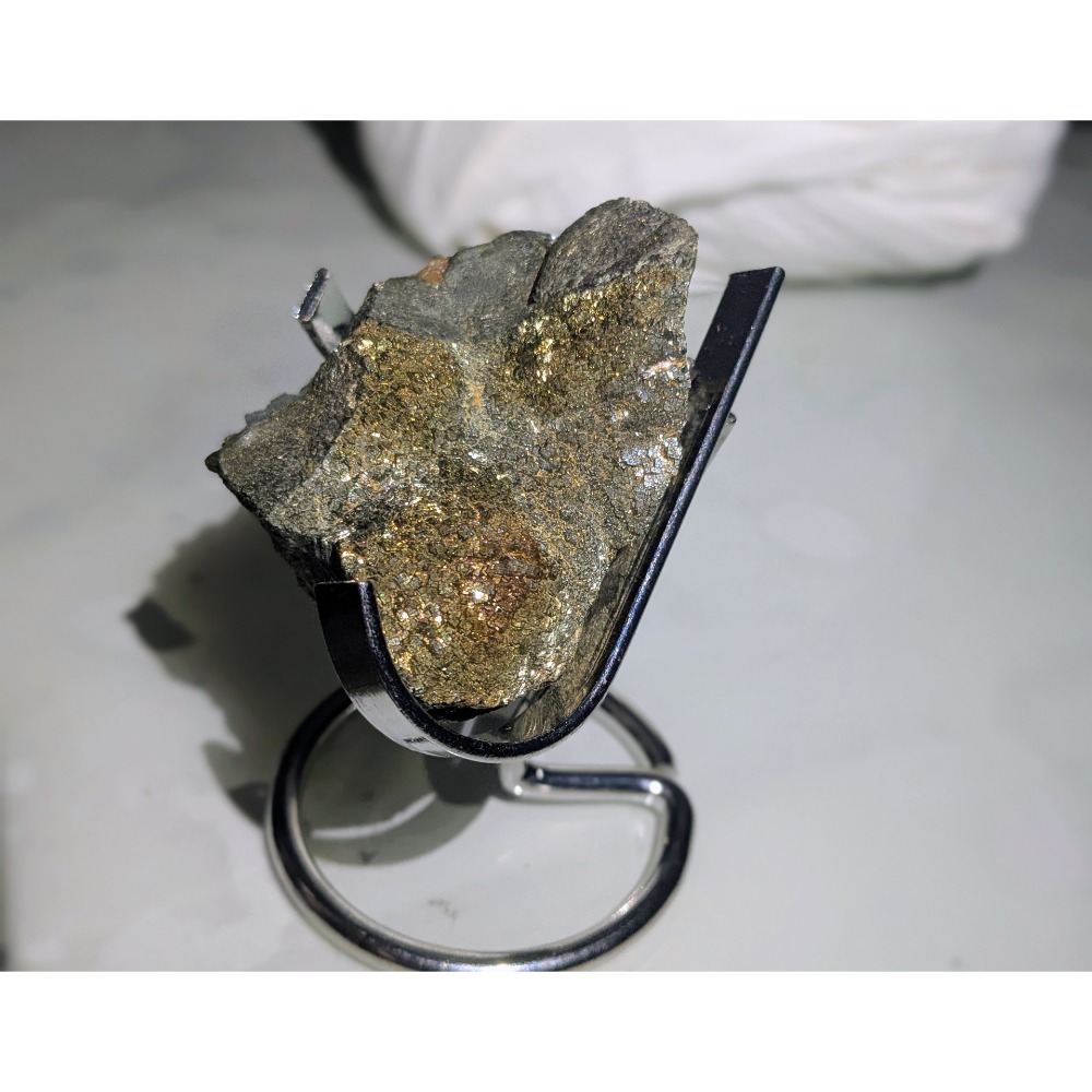 黃銅礦共生石英原礦標本-細節圖3