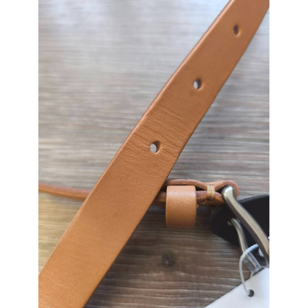 Yuan`s 『 品味生活』~ UNIQLO U系列 LEMAIRE設計聯名 義大利Volpi 窄版皮帶 M號 近全新-細節圖3