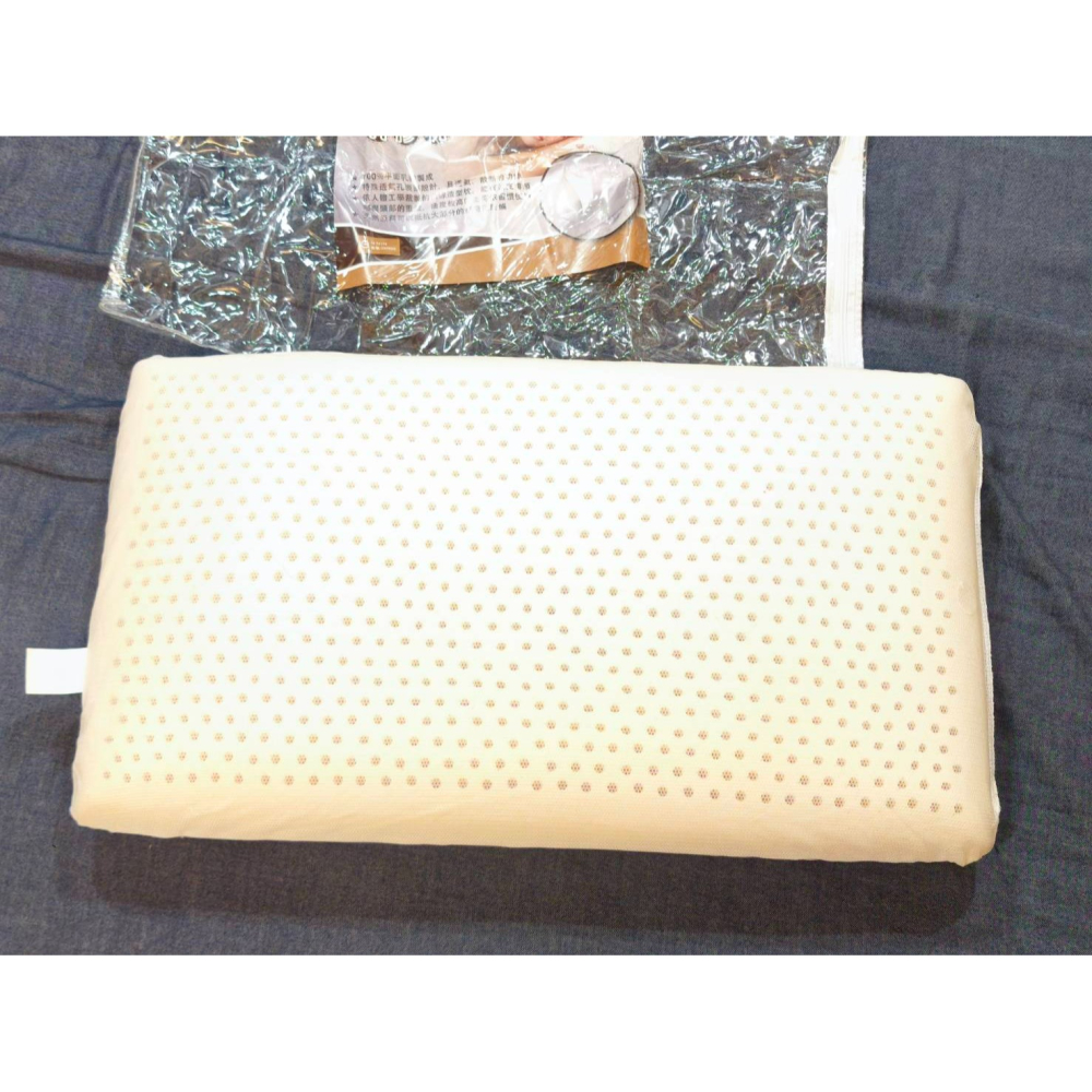 Yuan`s 『 品味生活』~ 慕月-泰國高彈性標準型乳膠枕 二入 近全新-細節圖2