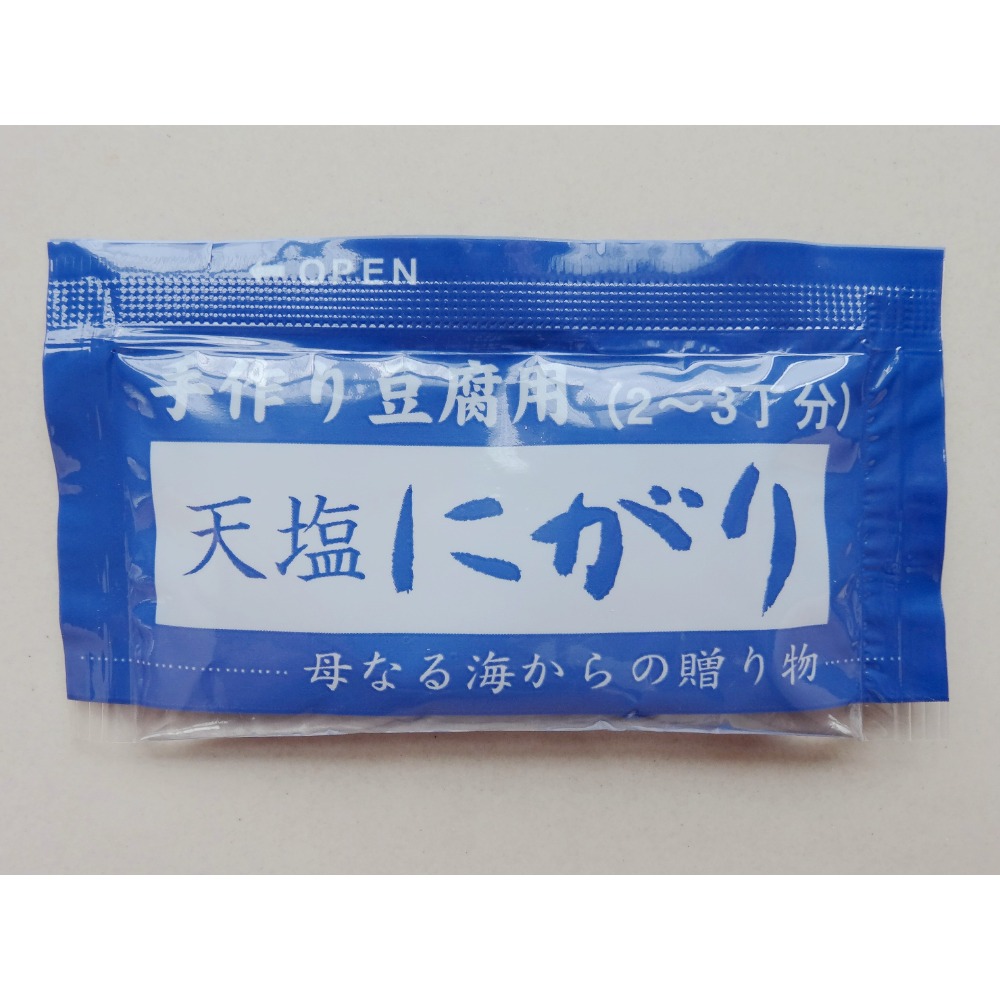 <米麴本舖> (現貨) 日本天日塩田 赤穗 天塩 鹽滷 塩滷 鹽鹵 手工豆腐好幫手 家庭號新包裝 (方便包x4包)-規格圖8