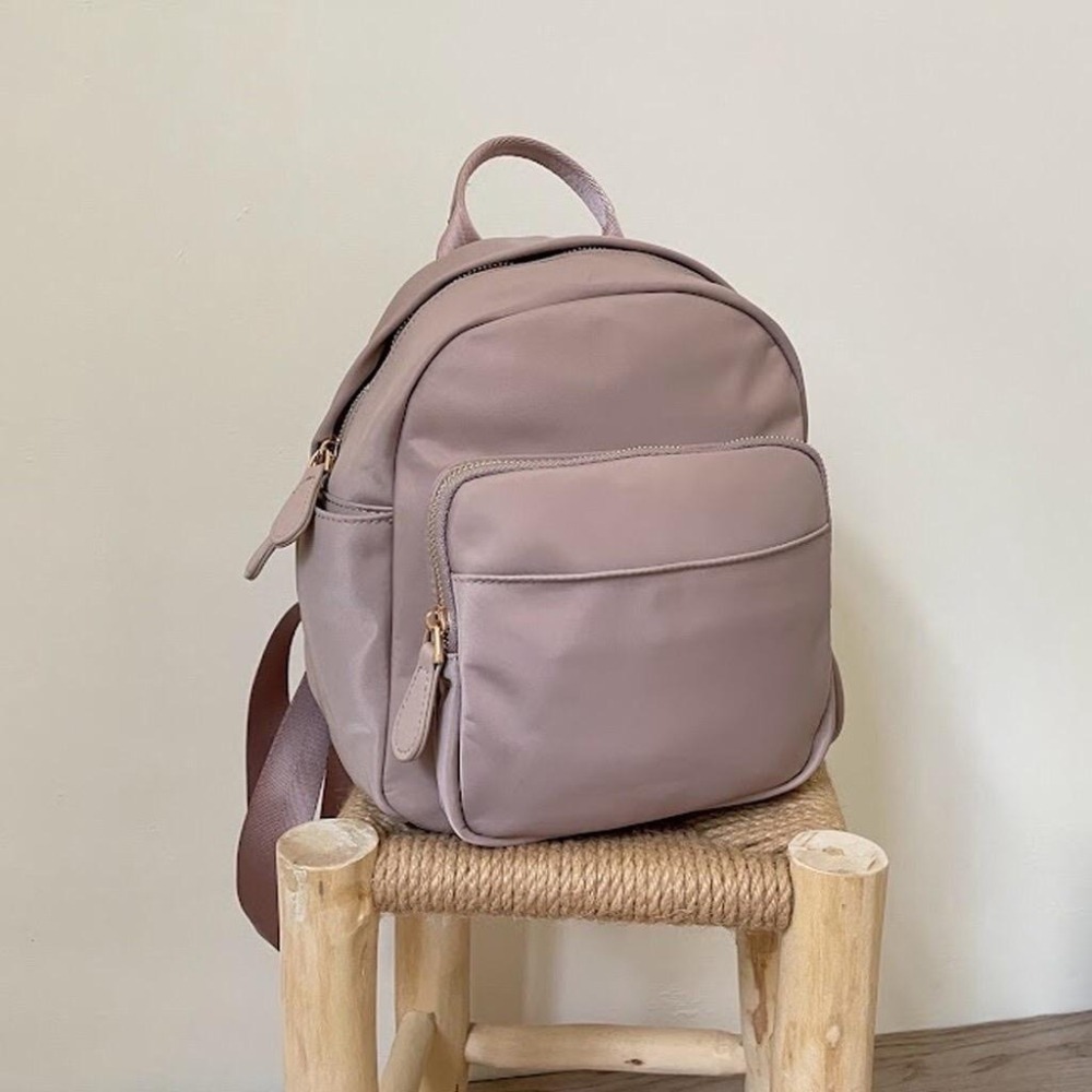 現貨🔥加大版尼龍迷你後背包｜防潑水輕便旅行包｜日常後背包｜通勤必備 mini bag-細節圖7