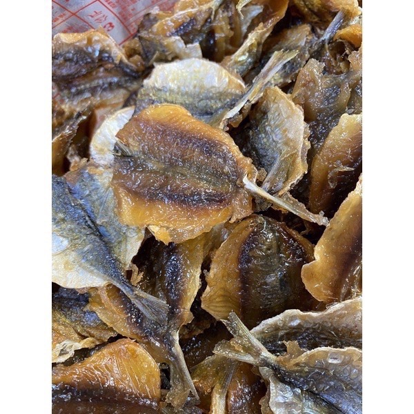 Emily澎湖名產直送🚚 300g大份量 魷魚絲/碳烤魷魚絲/魷魚片/方卷片/杏仁丁香一口包/黑芝麻鱈魚條/鱈魚香絲-細節圖4