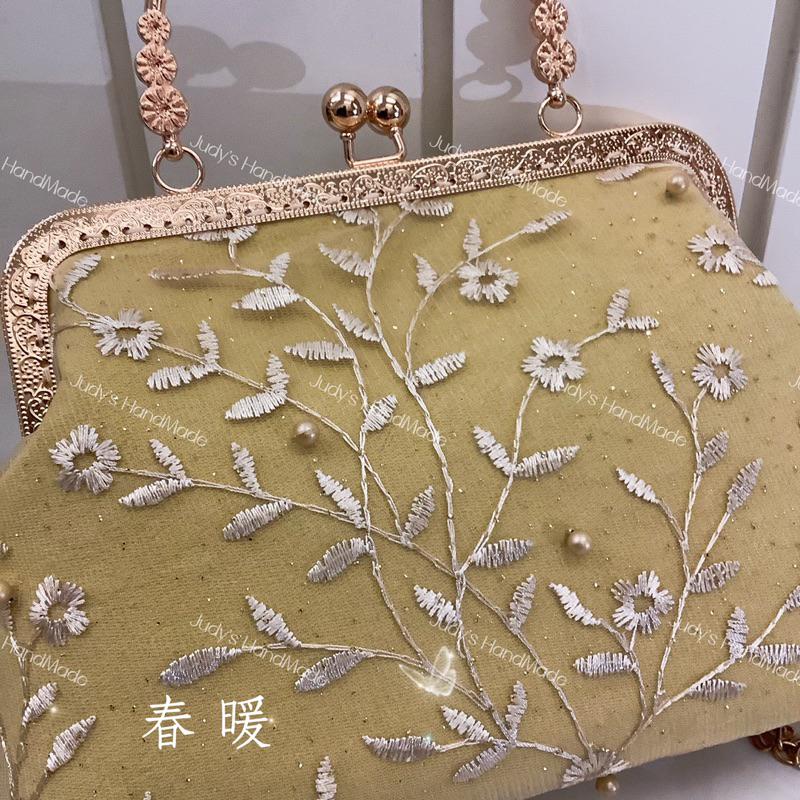 《Judy’s小舖》春暖 手縫口金包附花形提手 送o字鍊 現貨 手機包手提包旗袍包 搭禮服旗袍洋裝送禮-細節圖4