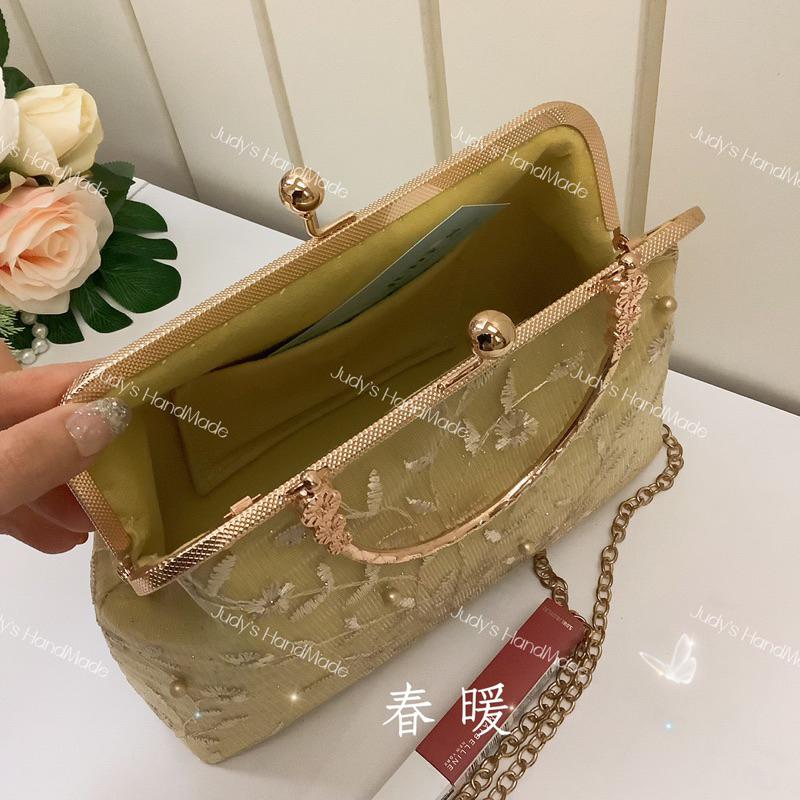《Judy’s小舖》春暖 手縫口金包附花形提手 送o字鍊 現貨 手機包手提包旗袍包 搭禮服旗袍洋裝送禮-細節圖5