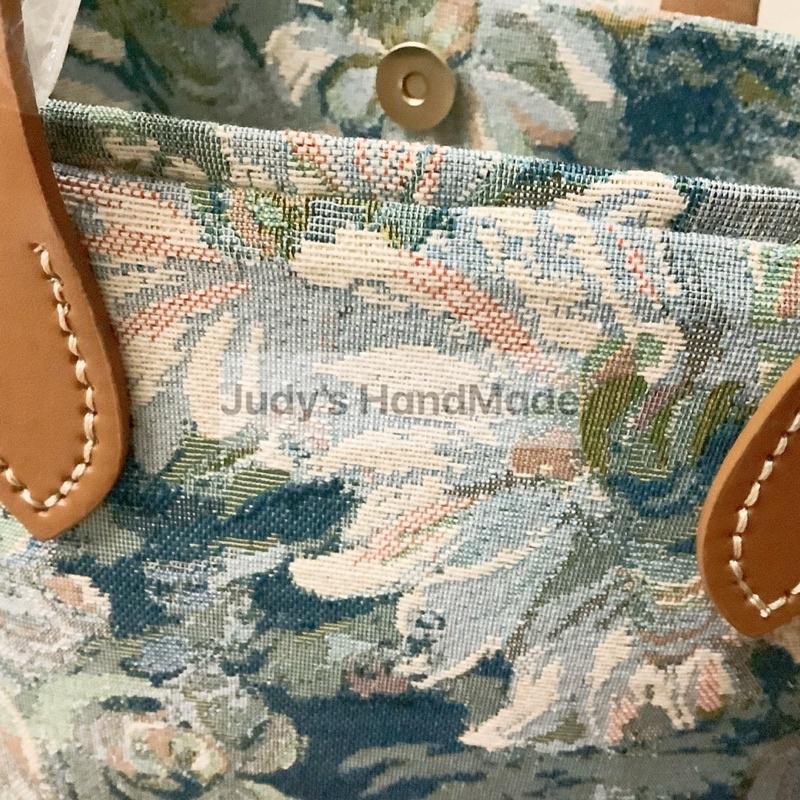 《Judy’s小舖》 莫內花園 油畫風口金包 小托特包 手拿包 現貨  實用小包褲裙百搭 手機包通勤手提包-細節圖9