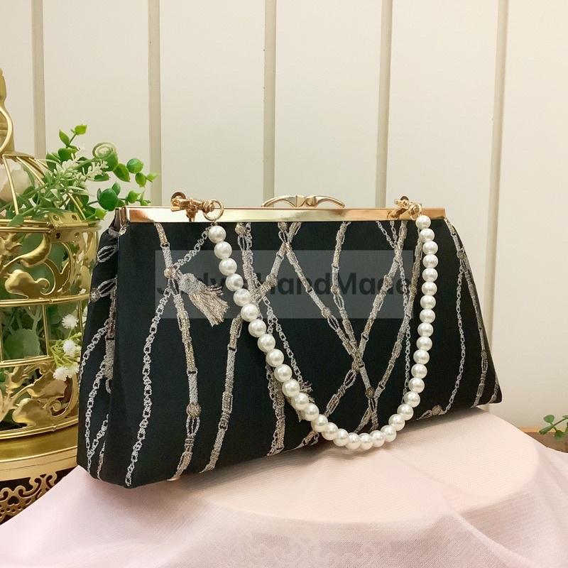 《Judy’s 小舖》南山鎖 加大法棍包口金包 腋下包 送珍珠鍊+o字鍊 現貨手機包手提包斜肩包宴會包ins-細節圖2