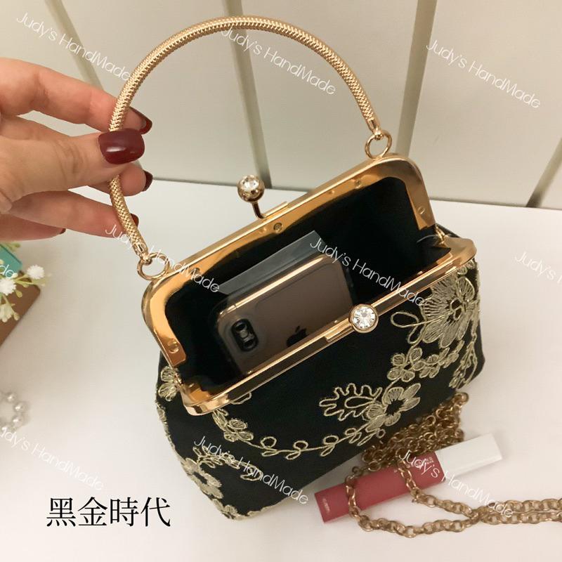 Judy’s 小舖》青花瓷黑金時代 直式手機包口金包旗袍包  附提手送鍊 復古優雅宮廷風氣質典雅旗袍包-細節圖4