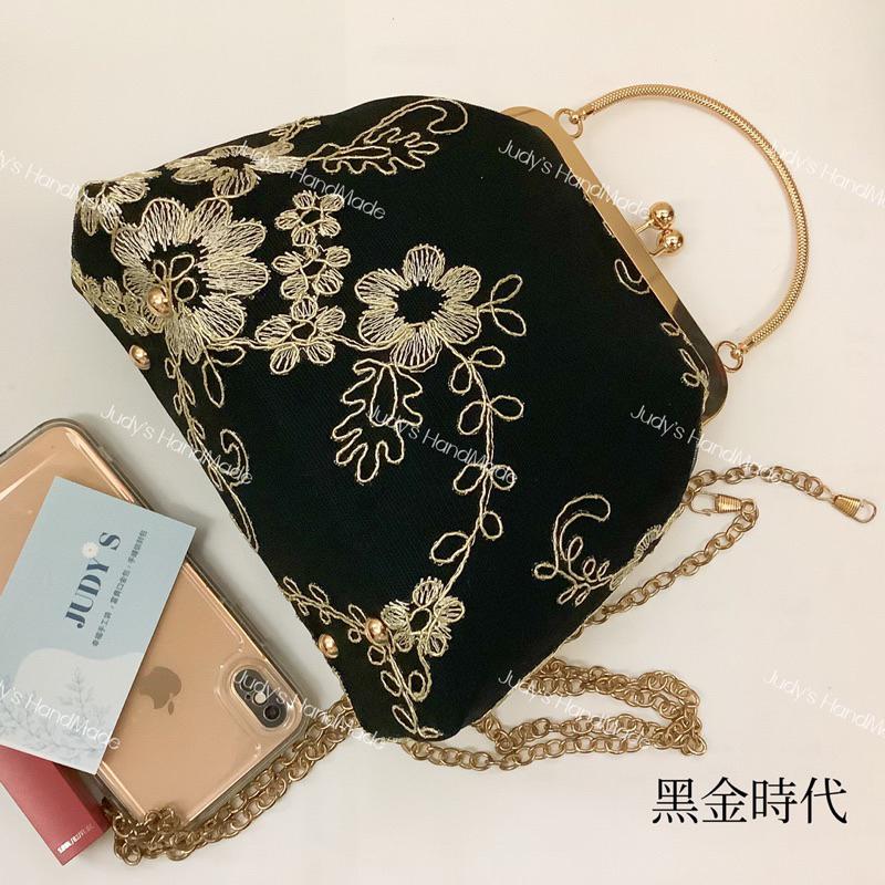 Judy’s 小舖》青花瓷黑金時代 直式手機包口金包旗袍包  附提手送鍊 復古優雅宮廷風氣質典雅旗袍包-細節圖5