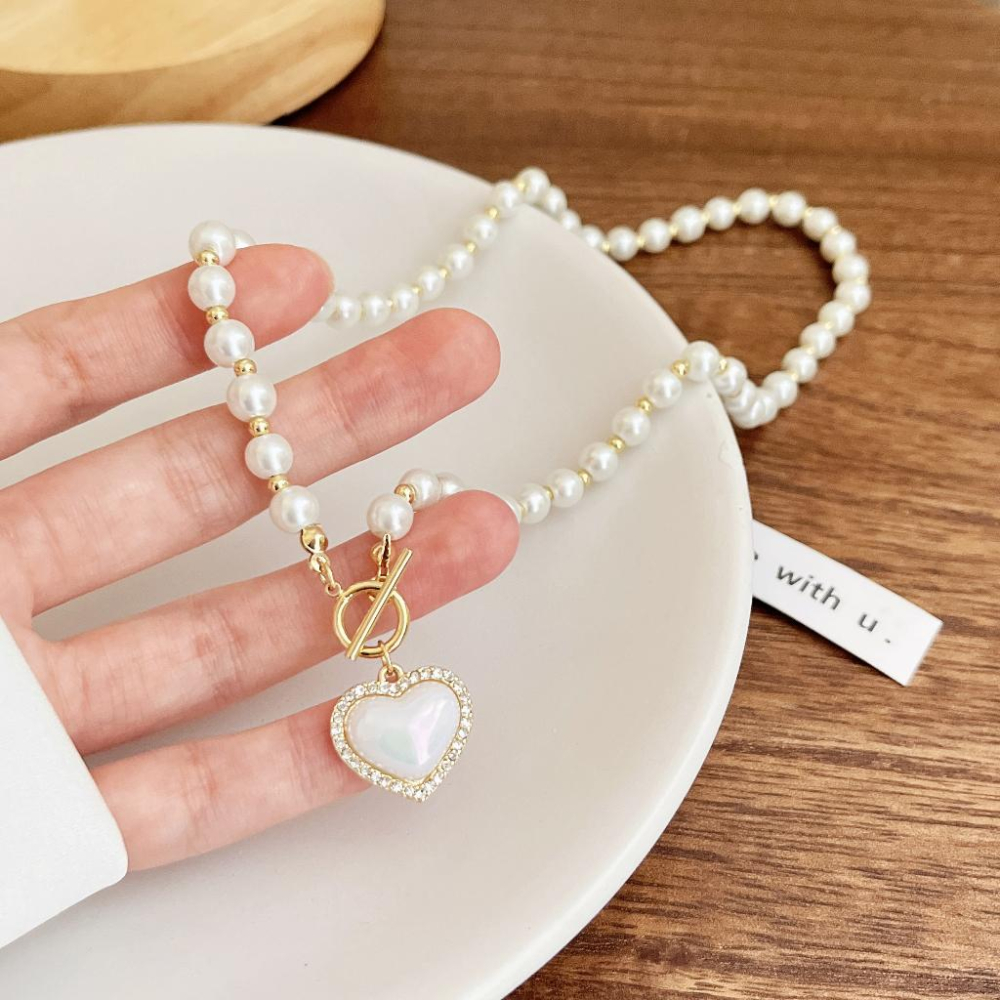 台灣現貨⚇項鍊⚇人魚姬幻彩珍珠愛心項鏈女新款鐳射設計感炫彩鎖骨鏈百搭頸鏈珍珠項鍊 Justlikepig就愛豬飾品🐷-細節圖2