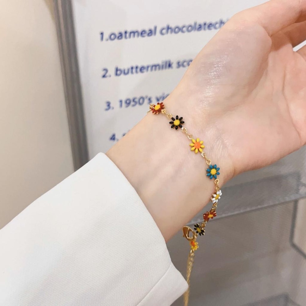 台灣現貨⚇手鍊⚇項鍊⚇彩色女清新雛菊花朵手鏈頸鏈ins風撞色設計鎖骨鏈  Justlikepig就愛豬飾品🐷-細節圖3