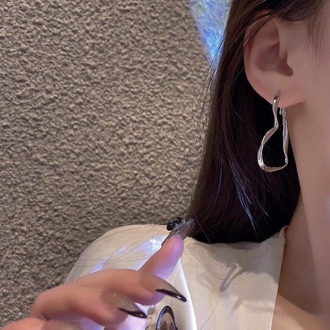 台灣現貨⚇耳針⚇誇張大氣愛心耳環2022年新款獨特設計感高級耳釘女耳圈 無耳洞Justlikepig就愛豬飾品-細節圖6