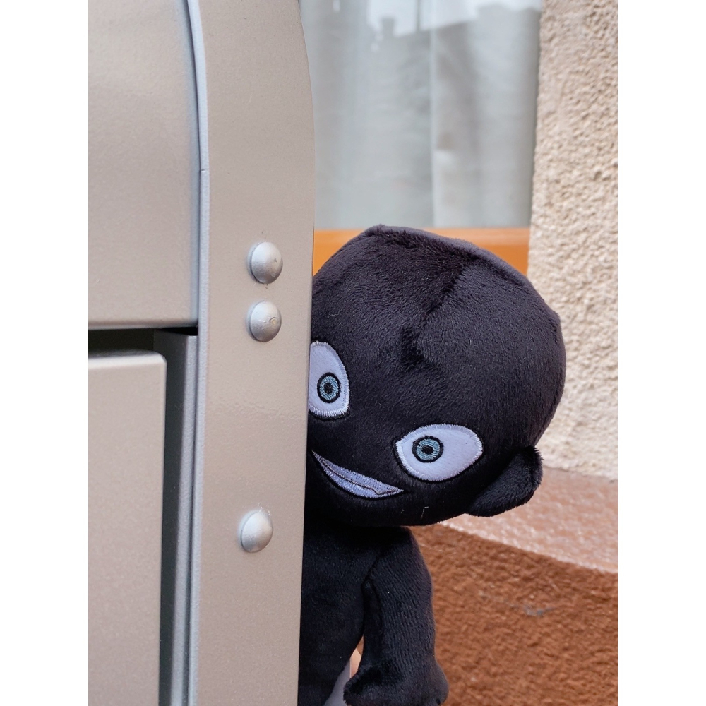 ☆魔境夢遊☆日本環球 名偵探柯南黑衣人 犯人娃娃 最後現貨-細節圖4