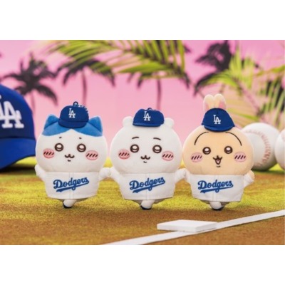 ⭐️魔境夢遊⭐️日本預購 吉伊卡哇 x MLB聯名款吊飾 貼紙-細節圖2