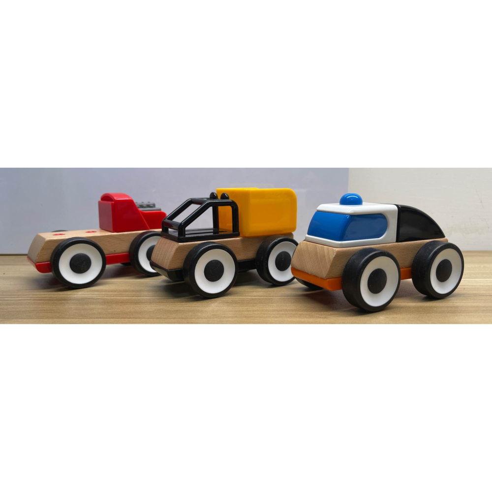 二手 IKEA LILLABO 玩具車庫洗車場 維修廠 加油站+拖吊車+積木組合車-細節圖2
