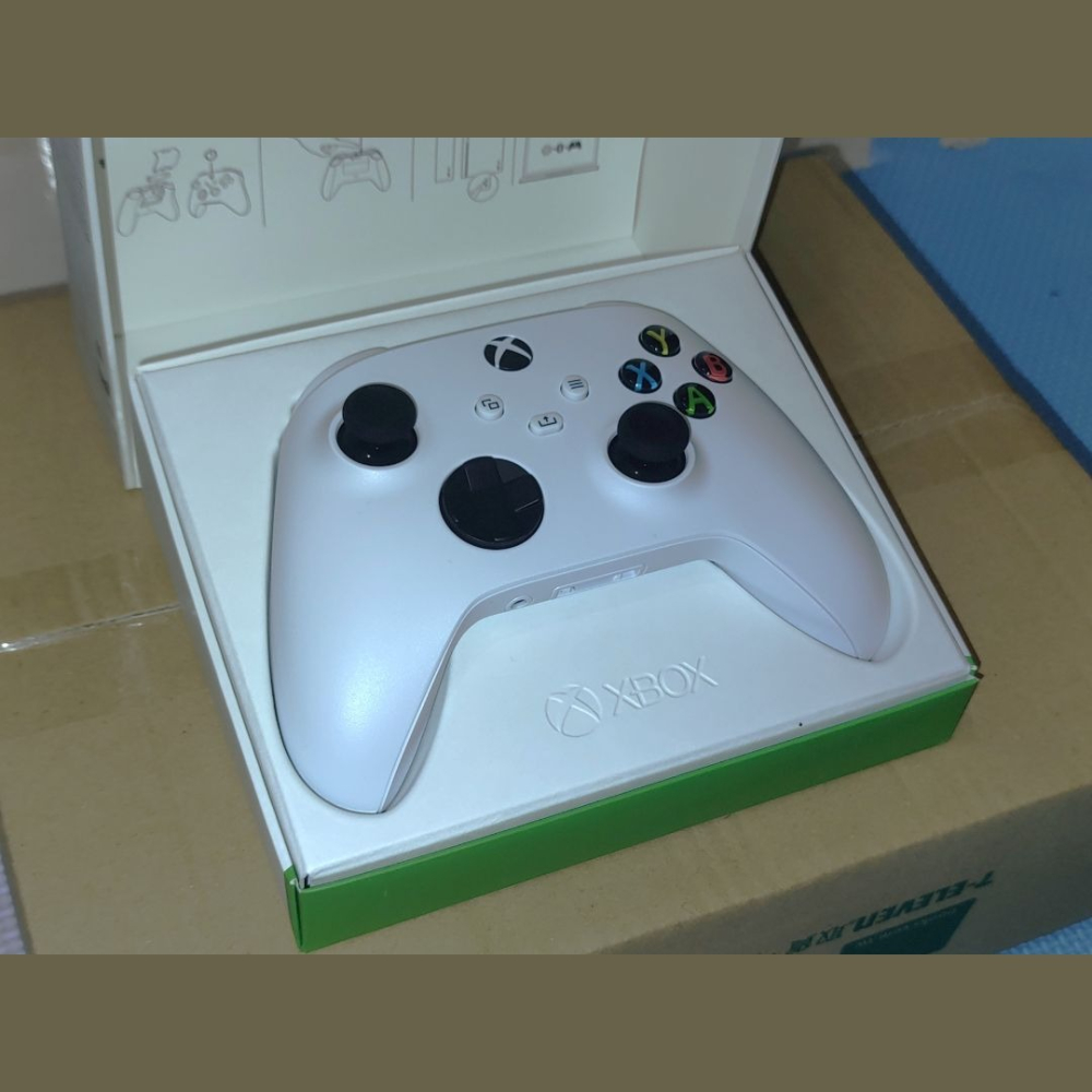 【Microsoft 微軟】 Xbox 無線控制器手把 冰雪白 台灣公司貨-細節圖7