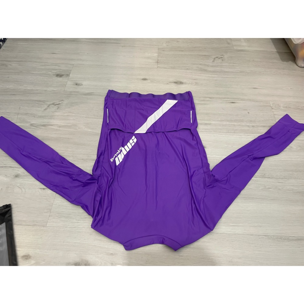 【商品名稱】 ：衝刺兔 男生上衣 全新 尺寸L 【商品價格】：450 【商品地點】：南投埔里 【-細節圖4