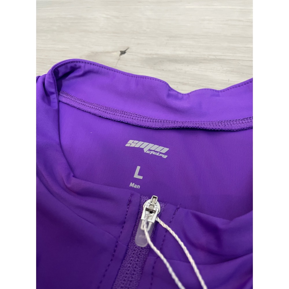 【商品名稱】 ：衝刺兔 男生上衣 全新 尺寸L 【商品價格】：450 【商品地點】：南投埔里 【-細節圖7