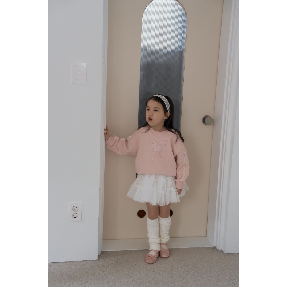 正韓童裝 現貨韓製 春天刺繡蝴蝶結衛衣 隔天出貨-細節圖4