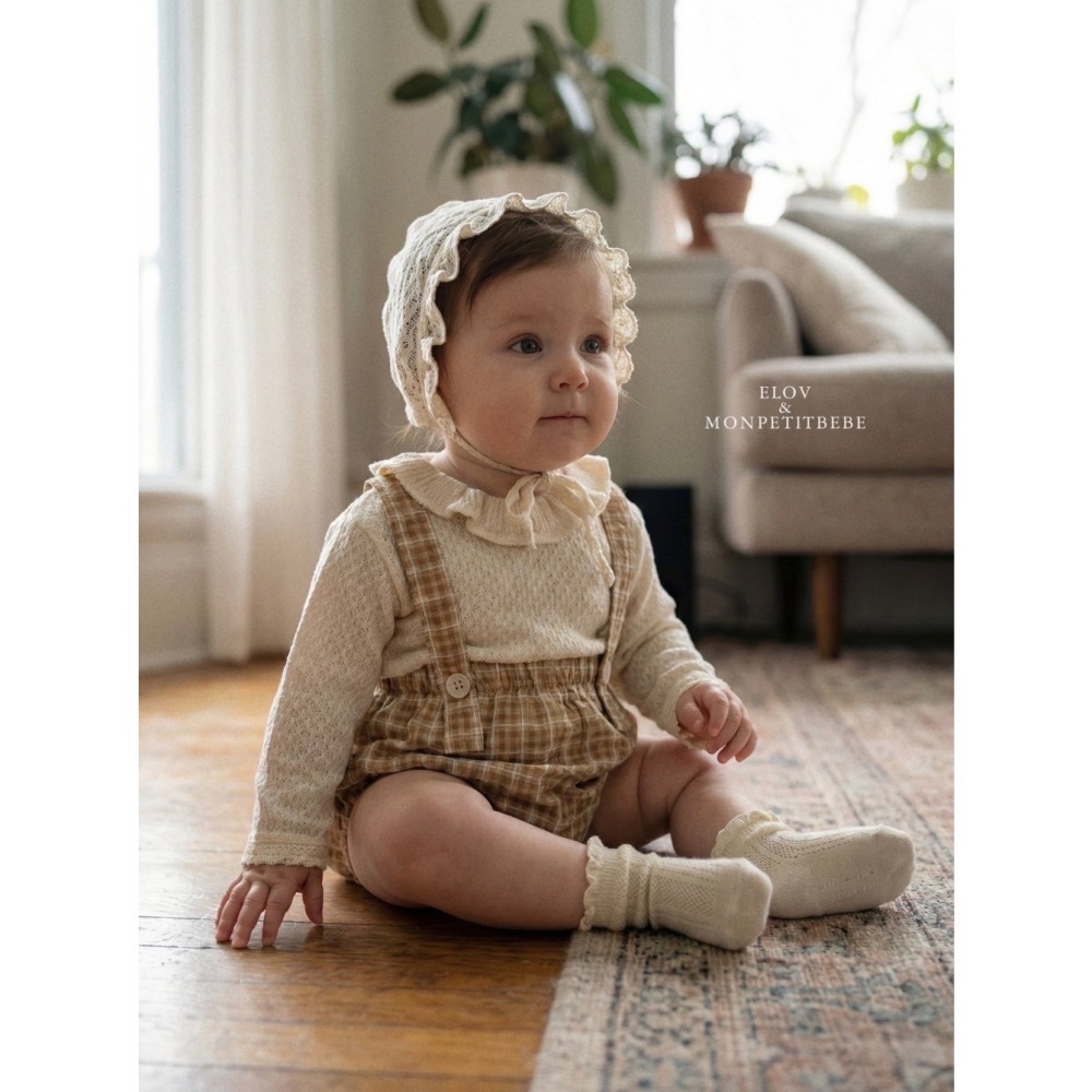 特價 正韓童裝 現貨 韓製 小荷葉領舒適上衣-細節圖3